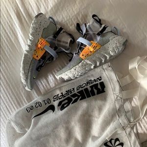 Nike Space Hippie 03 Grey Volt Size 4.5